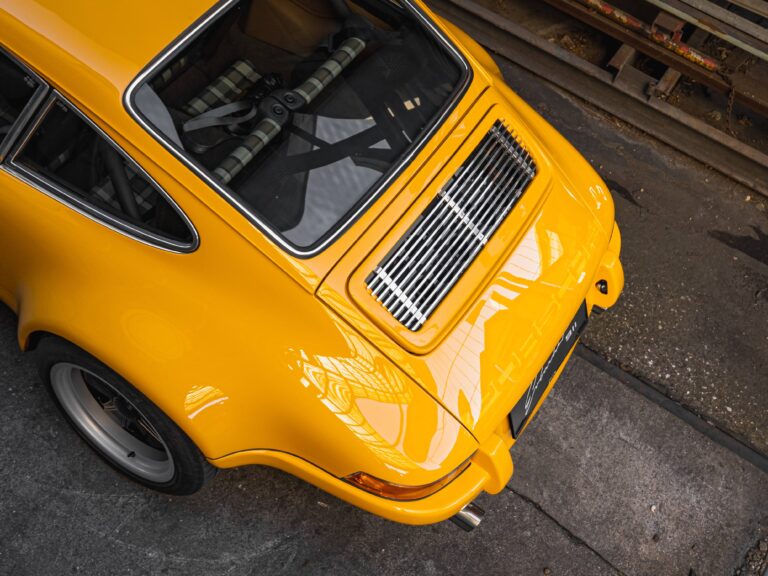 1993er Erbacher911 (Generation 964) Porsche Carrera 2 Coupé egmo 3.9 Lightning Yellow